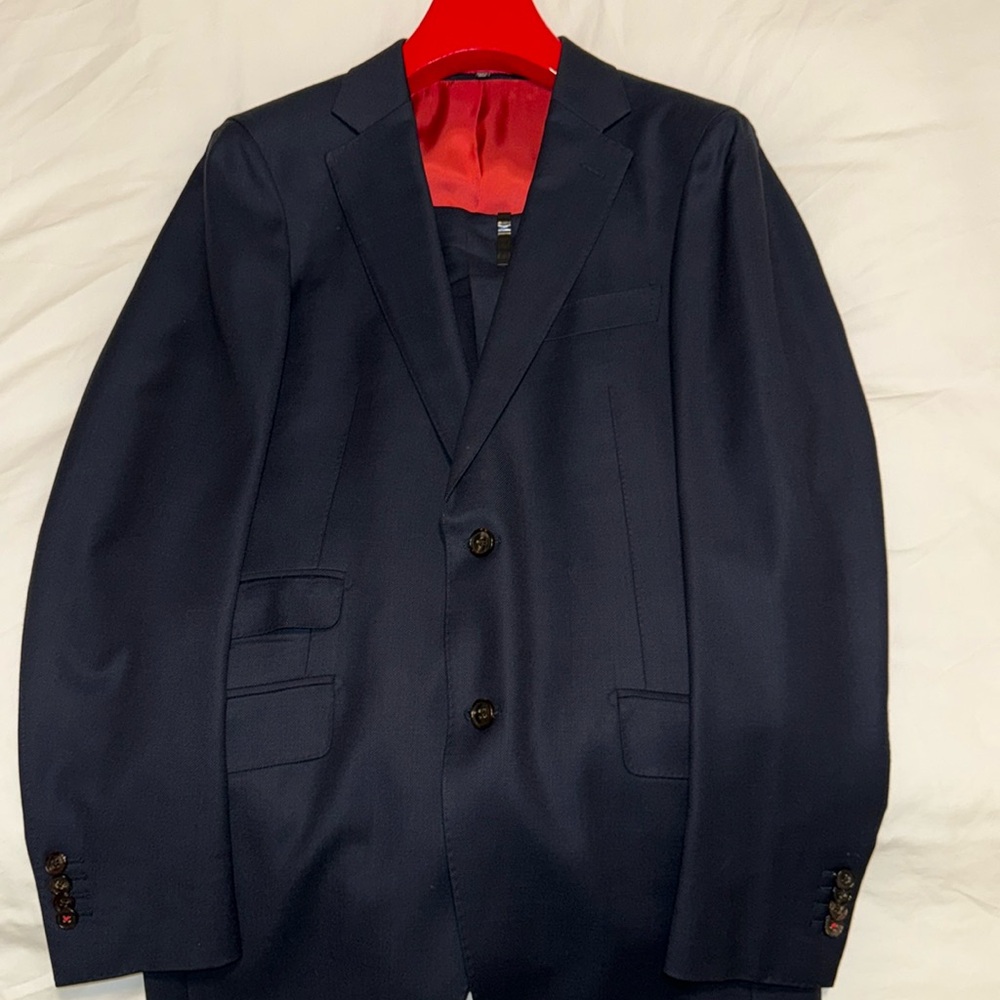 Suite supply 40L navy suite